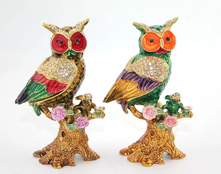 Taşlı Tekli Baykuş ( Lisinya ) Taşlı Tekli Baykuş ( Lisinya )