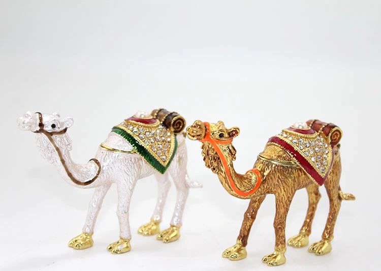 Taşlı Tekli Deve Figürü Model 2 ( Lisinya ) Taşlı Tekli Deve Figürü Model 2 ( Lisinya )