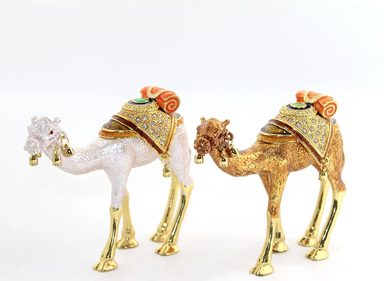 Taşlı Tekli Deve Figürü Model 3 ( Lisinya ) Taşlı Tekli Deve Figürü Model 3 ( Lisinya )