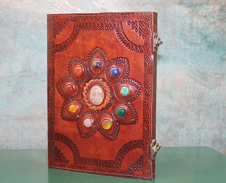 Taşlı Deri Defter Model 14 ( Lisinya ) Taşlı Deri Defter Model 14 ( Lisinya )