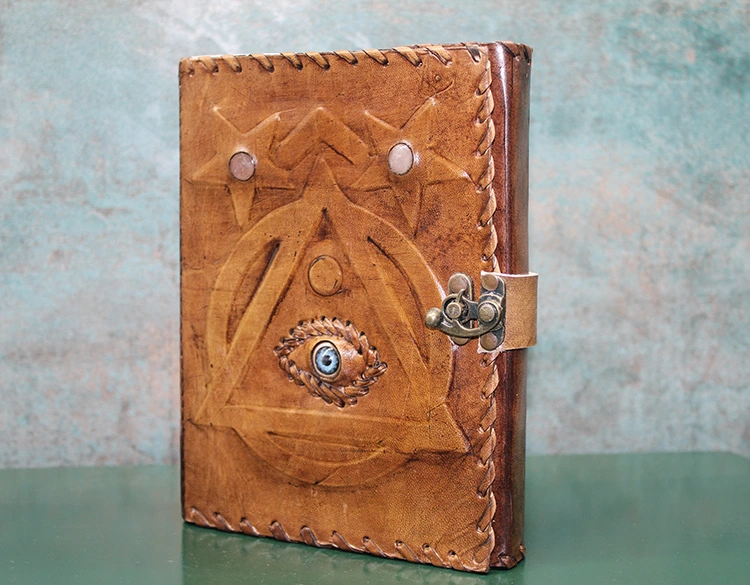 Taşlı Deri Defter Model 4 ( Lisinya ) Taşlı Deri Defter Model 4 ( Lisinya )