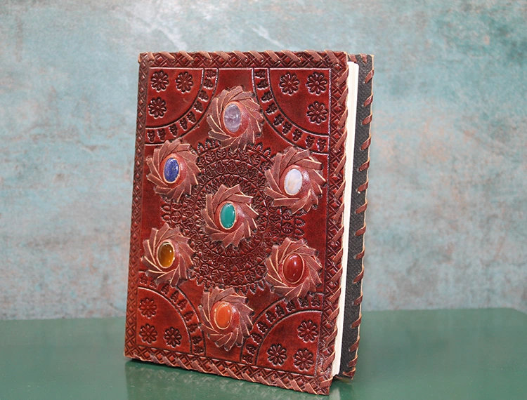 Taşlı Deri Defter Model 7 ( Lisinya ) Taşlı Deri Defter Model 7 ( Lisinya )