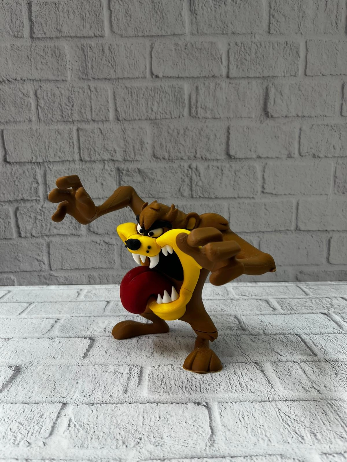 Taz Biblo 15 Cm Hediyelik Dekoratif Obje Ev Ofis Süs Eşyası ( Lisinya )