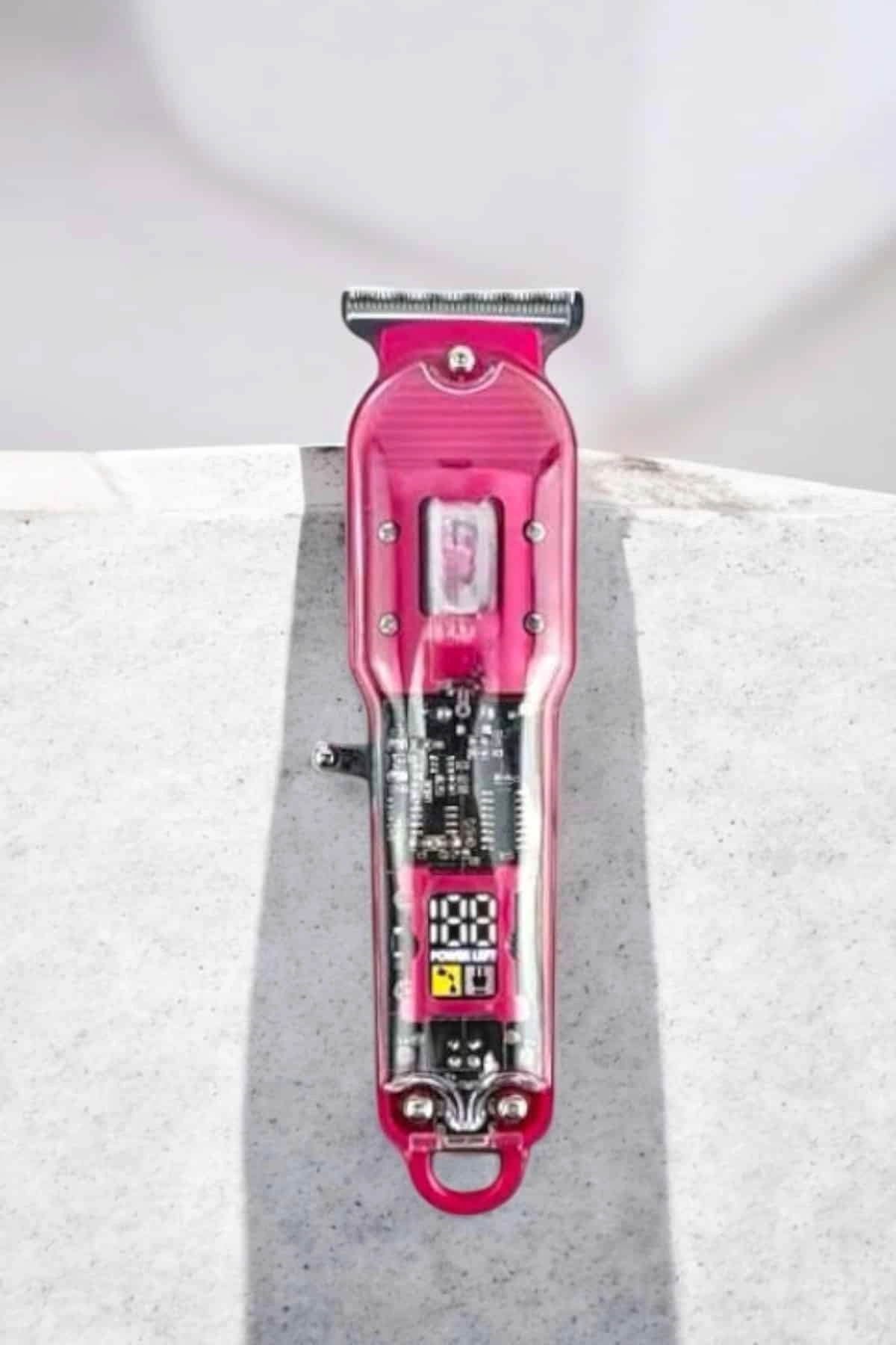 Tıraş Makinesi Şarj Edilebilir, Islak Ve Kuru Kullanımlı Çok Yönlü ( Lisinya )