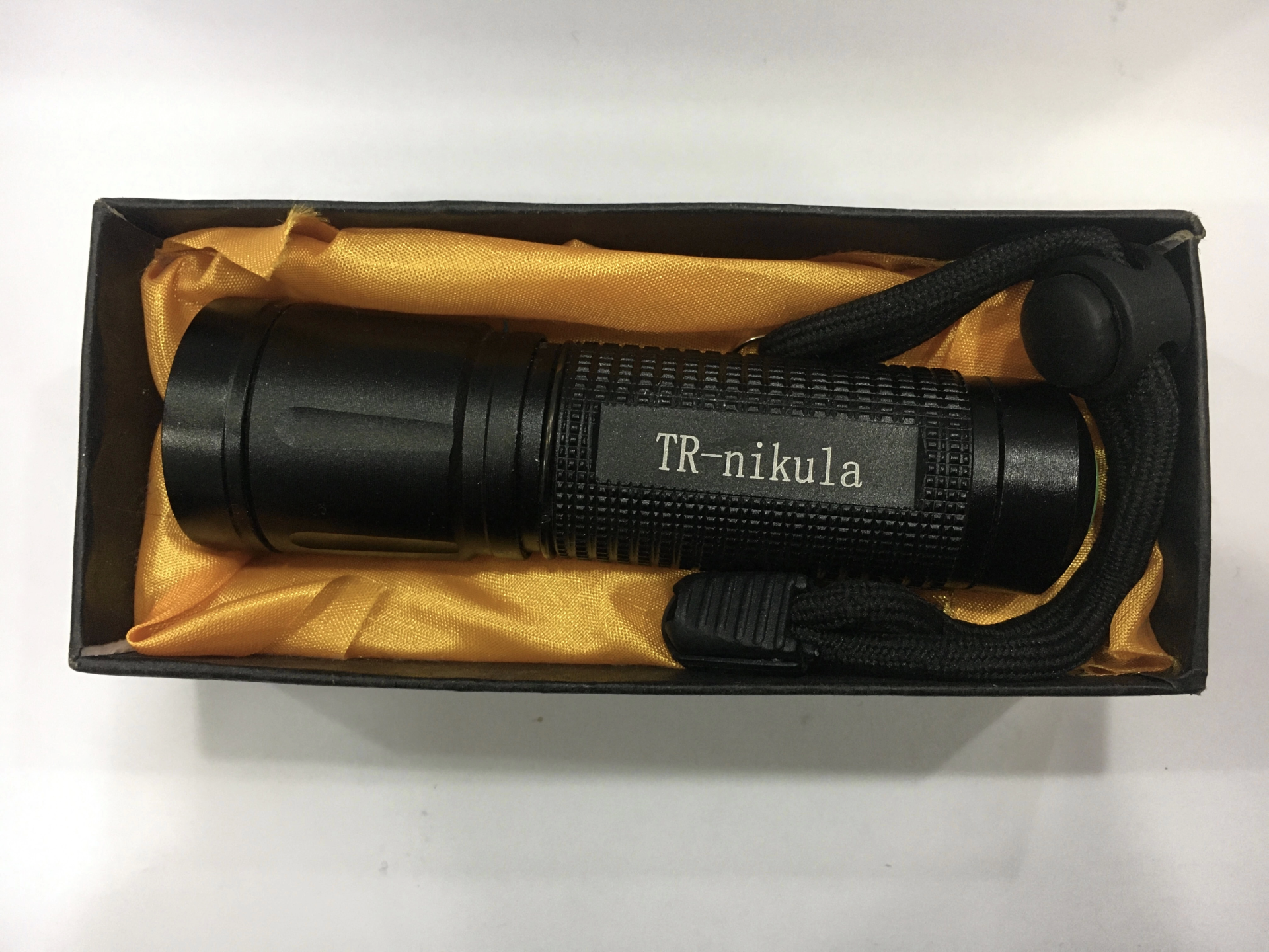 Beyaz Led Işıklı Mini Fener D35 ( Lisinya ) Beyaz Led Işıklı Mini Fener D35 ( Lisinya )