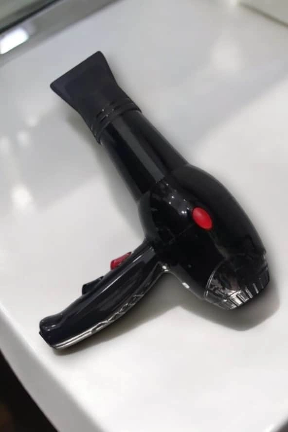 Tüm Saç Tiplerine Uygun, İki Kademeli Hız Ayarlı Fön Makinesi ( Lisinya ) Tüm Saç Tiplerine Uygun, İki Kademeli Hız Ayarlı Fön Makinesi ( Lisinya )