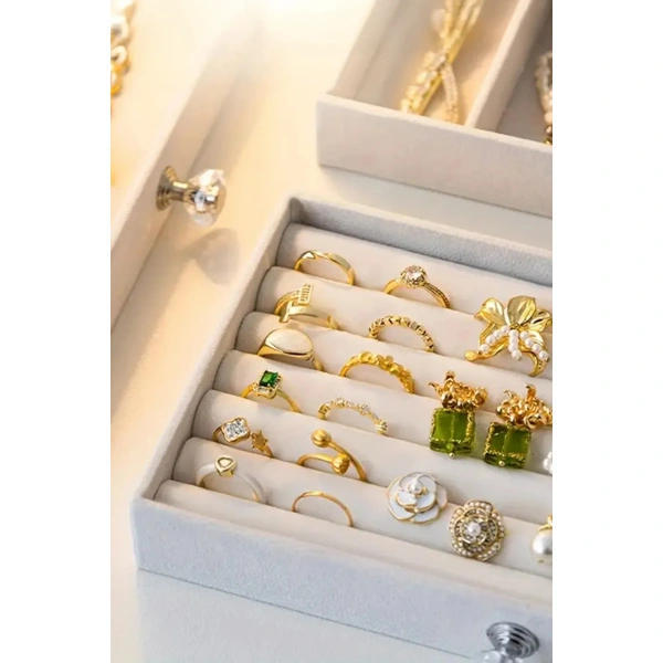 Üç Katlı Takı Organizeri ( Lisinya ) Üç Katlı Takı Organizeri ( Lisinya )