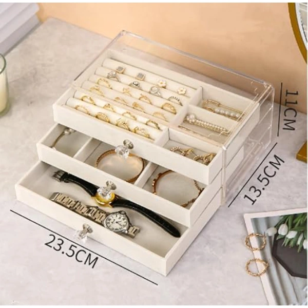 Üç Katlı Takı Organizeri ( Lisinya ) Üç Katlı Takı Organizeri ( Lisinya )