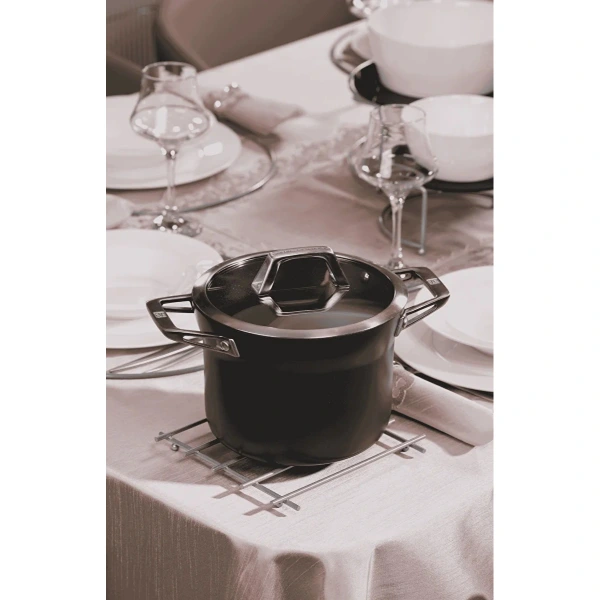 Yanmaz Paslanmaz Çelik Nihale Krom Renk ( Lisinya ) Yanmaz Paslanmaz Çelik Nihale Krom Renk ( Lisinya )