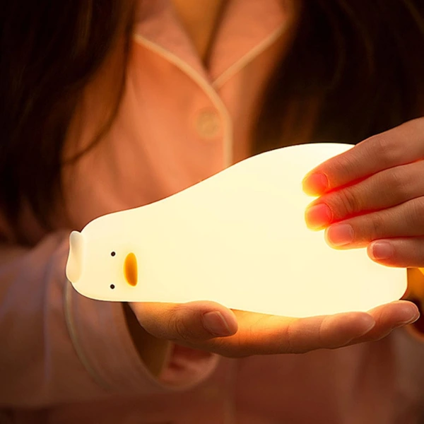 Yatan Ördek Tasarımlı Gece Lambası ( Lisinya ) Yatan Ördek Tasarımlı Gece Lambası ( Lisinya )