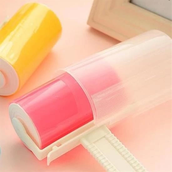 Yeni Nesil Yıkanabilir Pratik Tüy Ve Toz Toplama Rulosu Aparatı ( Lisinya ) Yeni Nesil Yıkanabilir Pratik Tüy Ve Toz Toplama Rulosu Aparatı ( Lisinya )