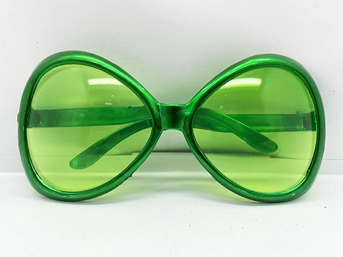 Yeşil Renk Yeşilçam Nostalji 80li Yıllar 90lı Yıllar Parti Gözlüğü 7x16 Cm ( Lisinya ) Yeşil Renk Yeşilçam Nostalji 80li Yıllar 90lı Yıllar Parti Gözlüğü 7x16 Cm ( Lisinya )