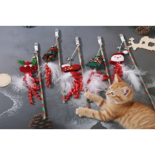 Yılbaşı Temalı Zilli Kedi Oyun Oltası ( Lisinya ) Yılbaşı Temalı Zilli Kedi Oyun Oltası ( Lisinya )