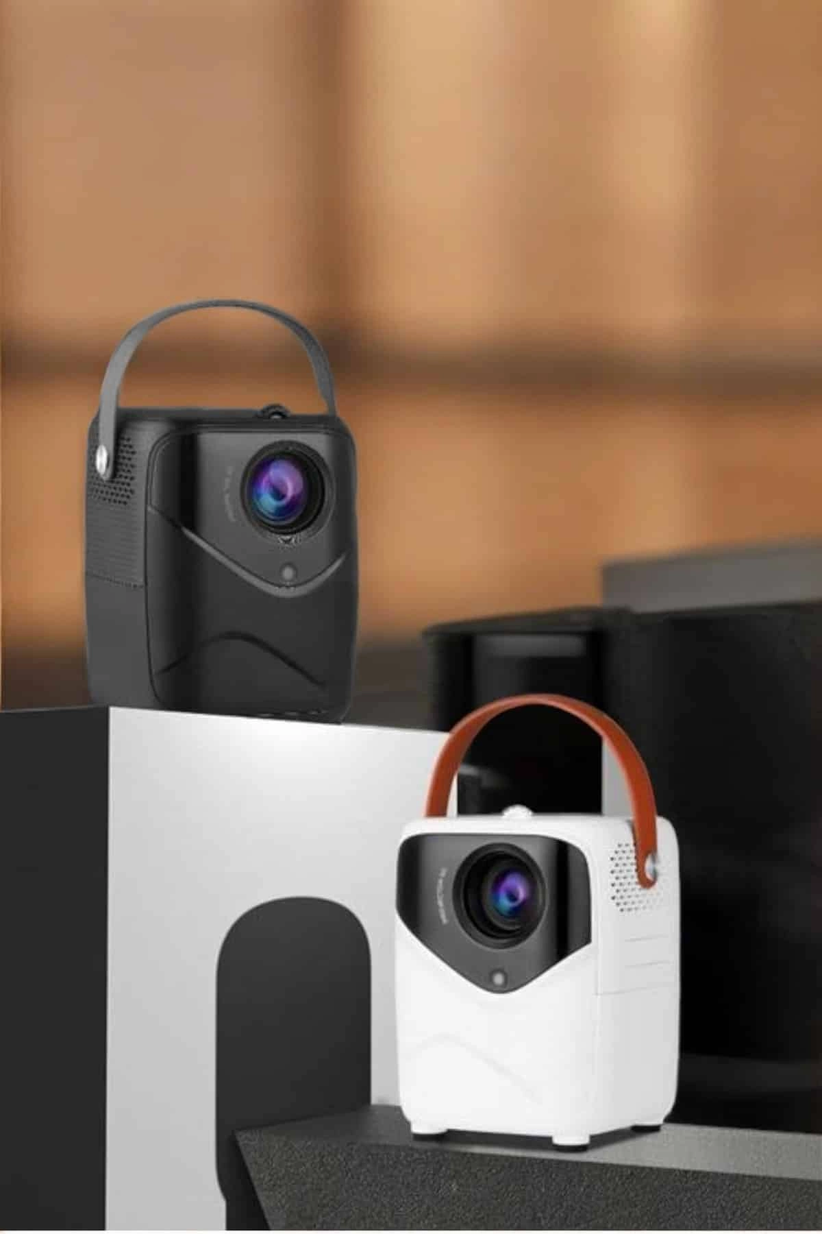 Yüksek Hd Görünümlü Taşınabilir Projeksiyon Cihazı ( Lisinya )