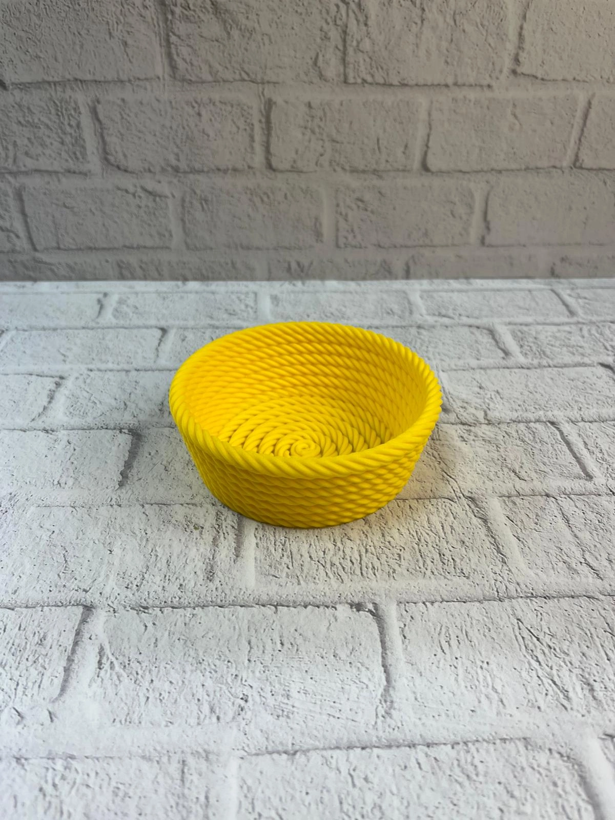 Yuvarlak Çerezlik Sarı Canlı Renkli Dekoratif Sunum Kasesi ( Lisinya ) Yuvarlak Çerezlik Sarı Canlı Renkli Dekoratif Sunum Kasesi ( Lisinya )