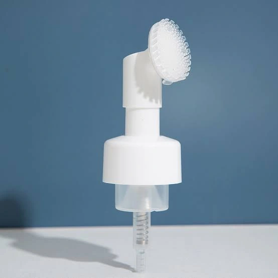 Yüz Temizleme Köpüğü Şişesi ( Lisinya ) Yüz Temizleme Köpüğü Şişesi ( Lisinya )