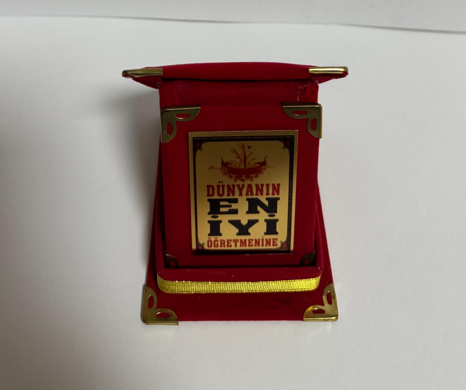 Öğretmenler Gününe  Plaket