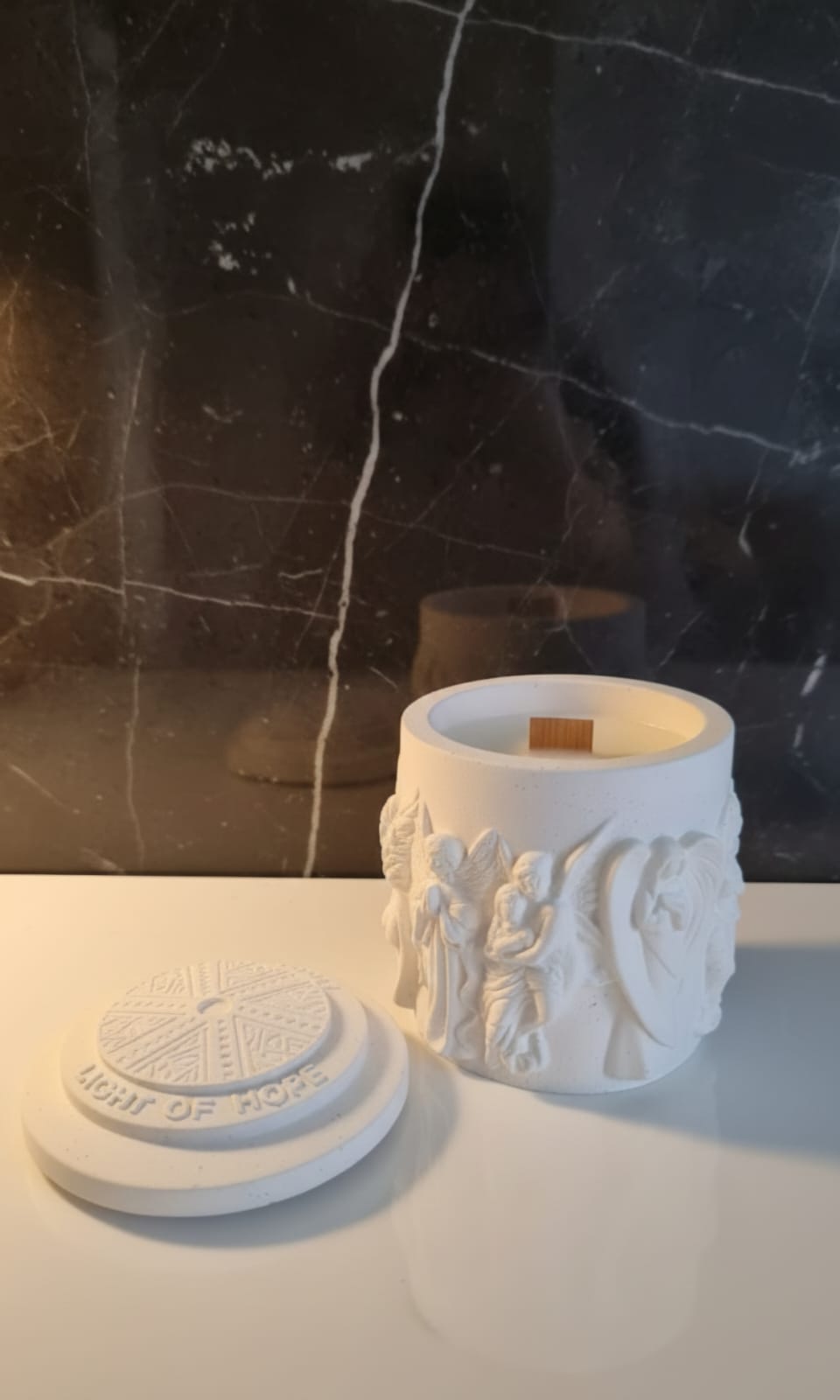 Kahve Esanslı Taş Tozu Kapaklı Mumluk Doğal Soya Wax  Ve Jel Mum