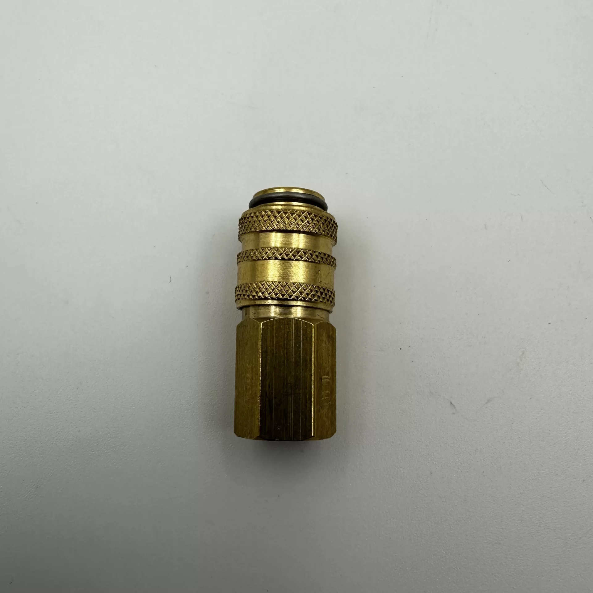 Pnömatik Sarı Stoper Otomatik Rekor Dişi Gövde T21 - M14x1.5 (Lisinya) Pnömatik Sarı Stoper Otomatik Rekor Dişi Gövde T21 - M14x1.5 (Lisinya)