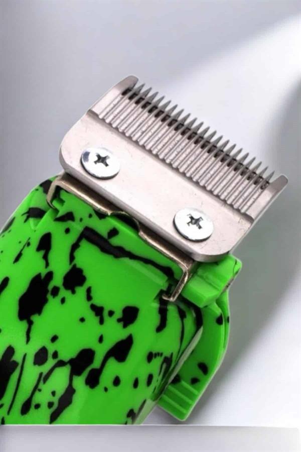 Lazer Öncesi Şarj Edilebilir, Su Geçirmez Tıraş ve Bakım Seti - Lisinya