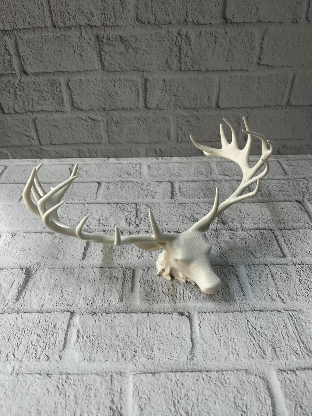 25 cm Estetik Geyik Figürü Şık Ev Ofis Dekorasyonu - Lisinya