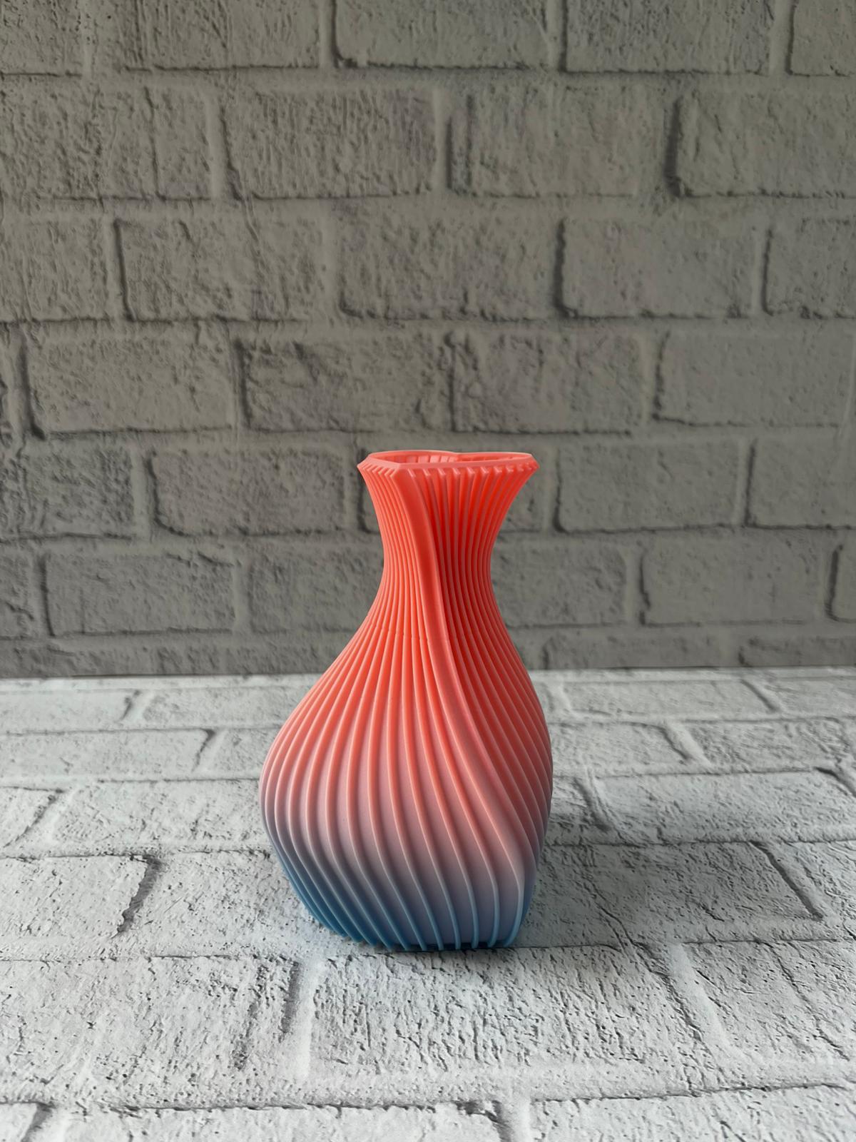 3D Dalga Desenli Kalp Formlu Dekoratif Vazo Pembe 15 cm - Lisinya