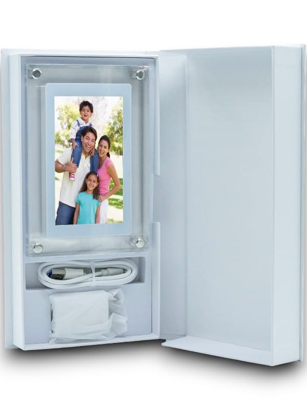 DİJİTAL FOTOĞRAF ÇERÇEVESİ - Lisinya