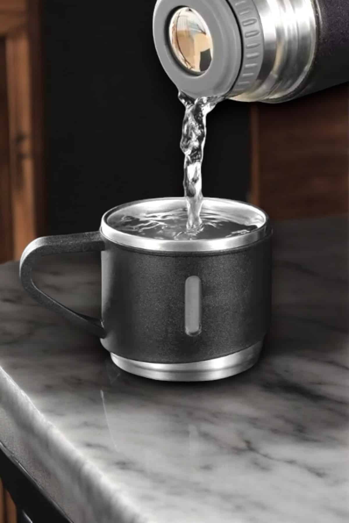 Şık ve Dayanıklı 3 Bardaklı Termos Seti Uzun Süre Isı Koruma Özellikli - Lisinya