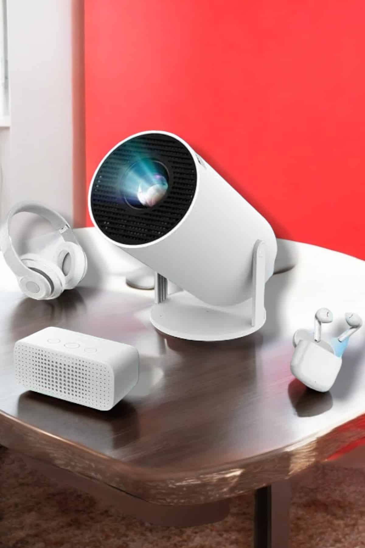 USB ve Kablosuz Bağlantı Özellikli 5000 Saat Ampul Ömürlü Projeksiyon - Lisinya USB ve Kablosuz Bağlantı Özellikli 5000 Saat Ampul Ömürlü Projeksiyon - Lisinya