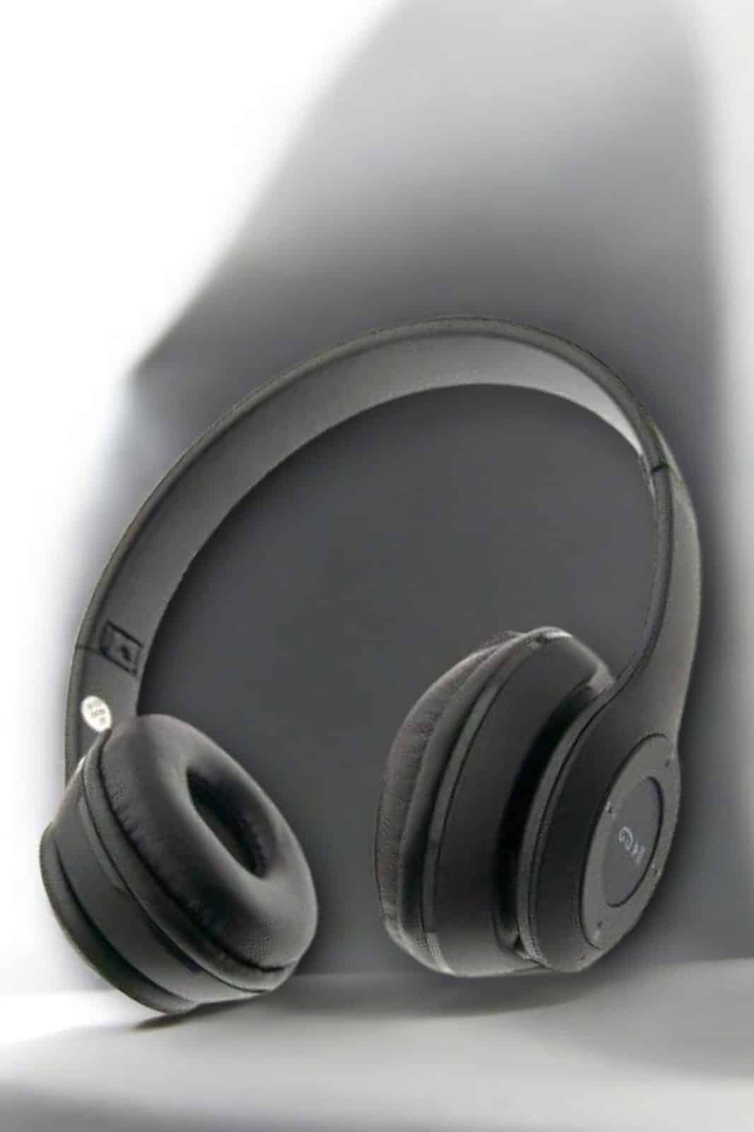 Ayarlanabilir Kafa Bandı ile Yüksek Performanslı Bluetooth Kulaklık - Lisinya