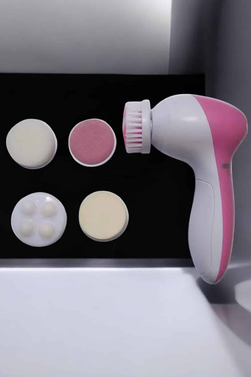 Uzun Pil Ömrü ve Etkili Sonuçlar Sunan 5 Fonksiyonlu Cilt Bakım Cihazı - Lisinya