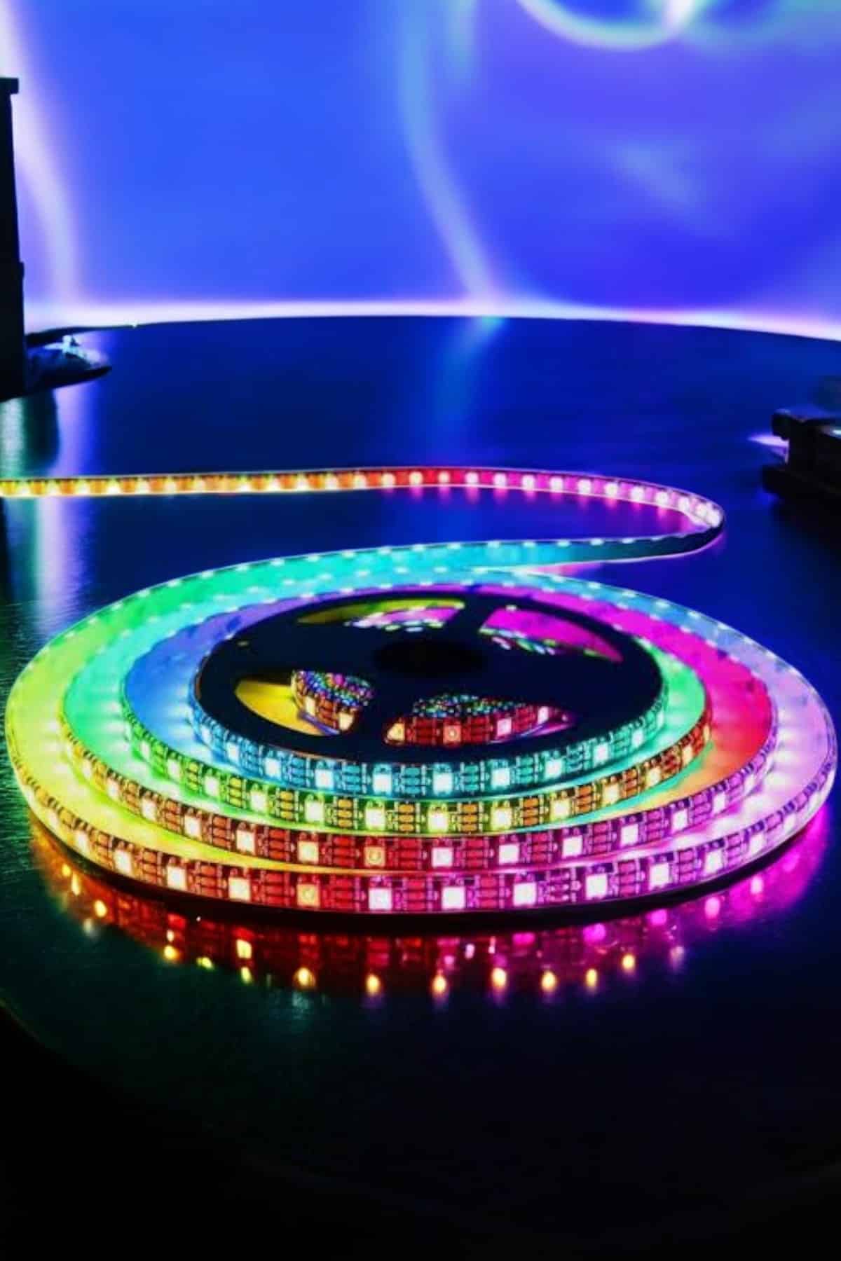 Smart Şerit Led TV Arkası Renkli Kumandalı 10 Metre - Lisinya