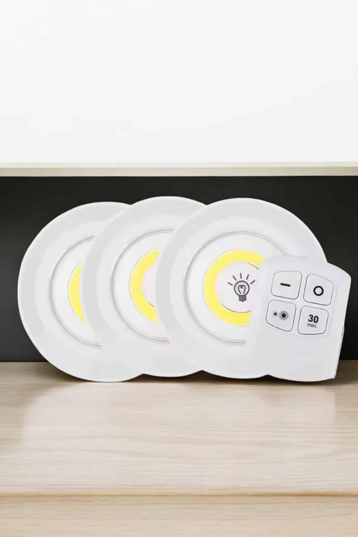 Spot Lamba Led Işık 3'lü Uzaktan Kumandalı Pilli Yapışkanlı Kablosuz - Lisinya