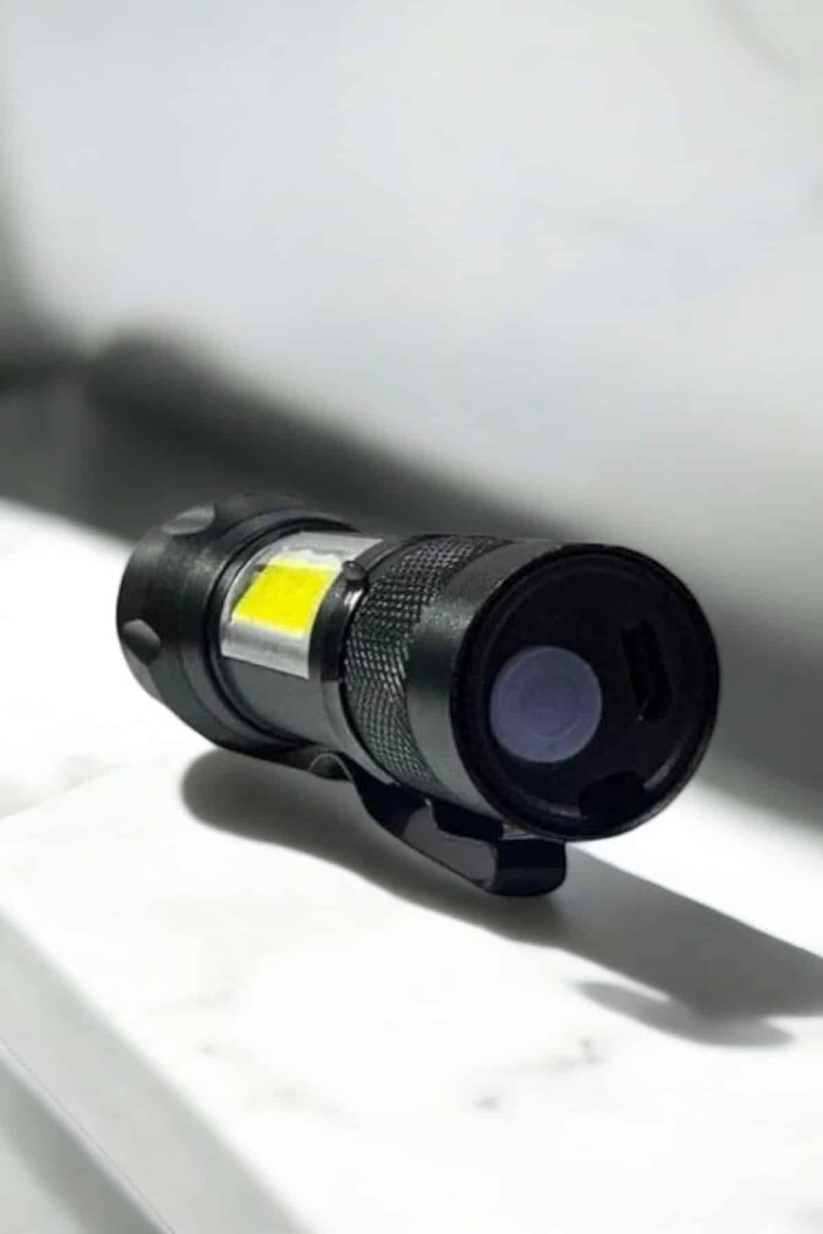 Şarjlı Metal Zoomlu El Feneri Işıldak Led Işık Taşınabilir El Lambası - Lisinya