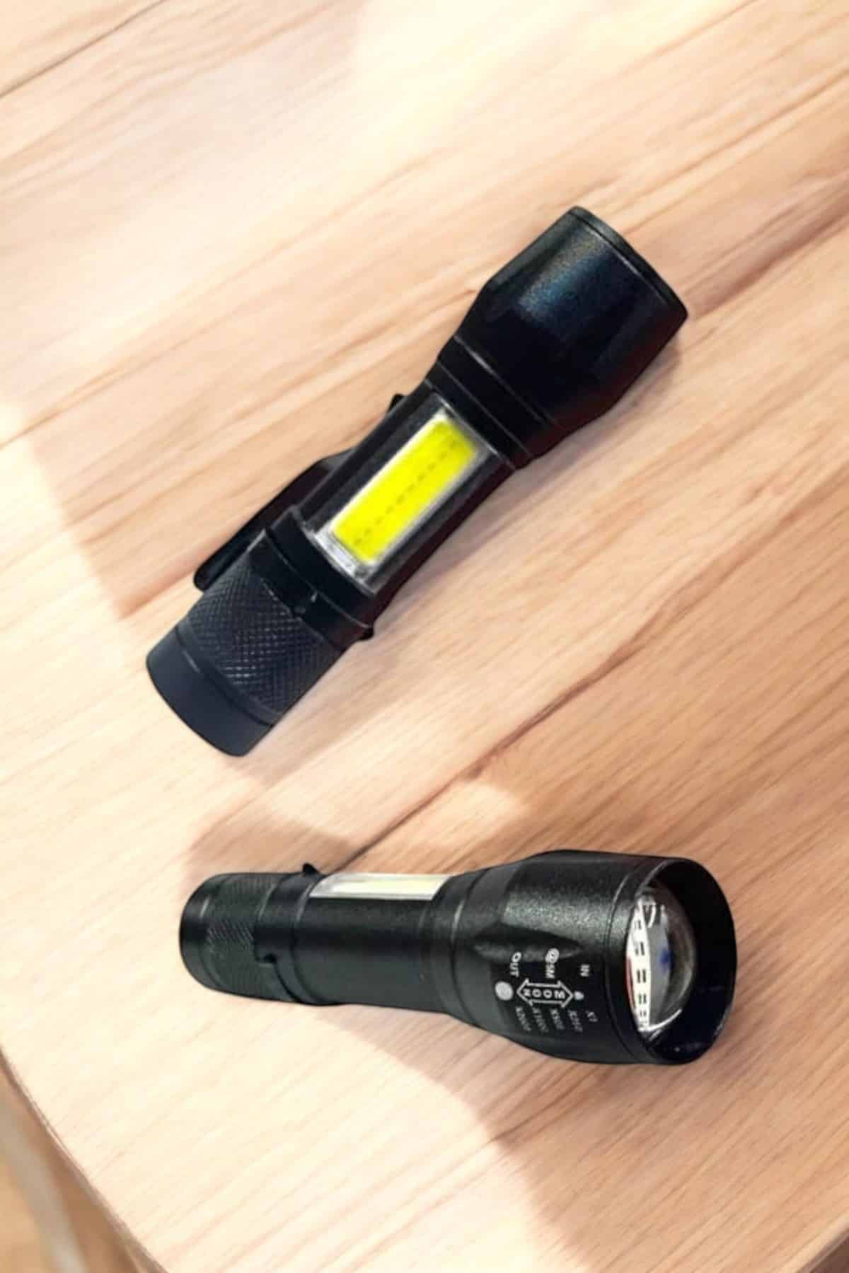 Şarjlı Metal Zoomlu El Feneri Işıldak Led Işık Taşınabilir El Lambası - Lisinya