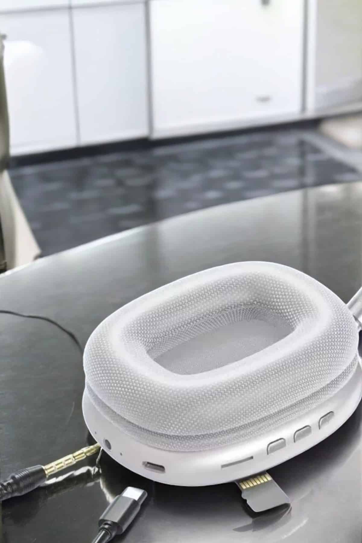 P9 Plus Kablosuz Kulak Üstü Bluetooth Kulaklık Beyaz Yüksek Ses Kaliteli - Lisinya