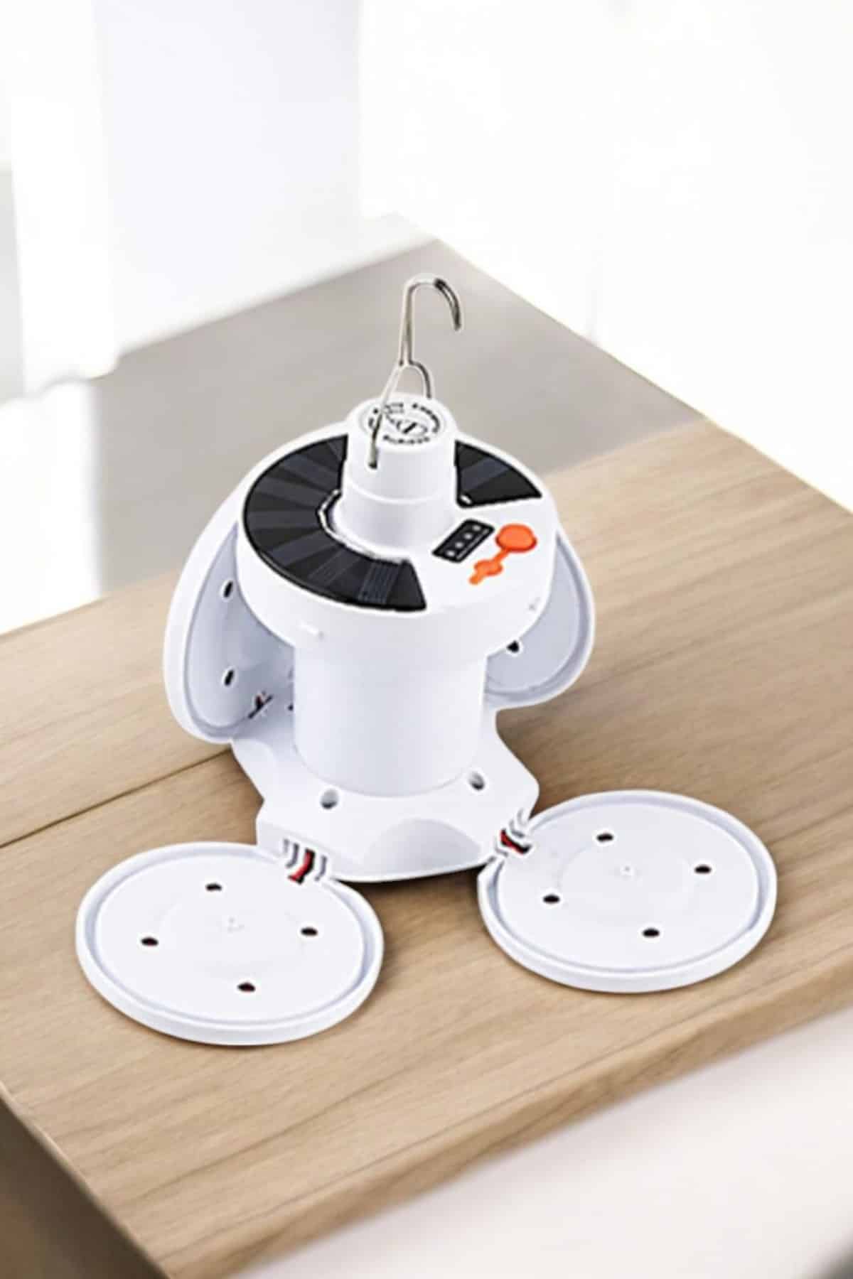 Kamp Lambası Işıldak Beyaz Işık Güneş Enerjili Solar Aydınlatma 5 Kanatlı Katlanabilir - Lisinya