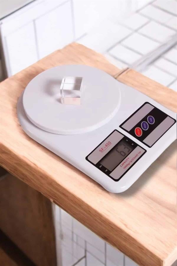 Kompakt Tasarım ve Tek Tuşla Sıfırlama Özelliğiyle Kullanımı Kolay Mutfak Tartısı - Lisinya