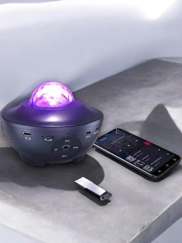 YUMURTA GÖRÜNÜMLÜ YILDIZLI PROJEKSİYON - Lisinya