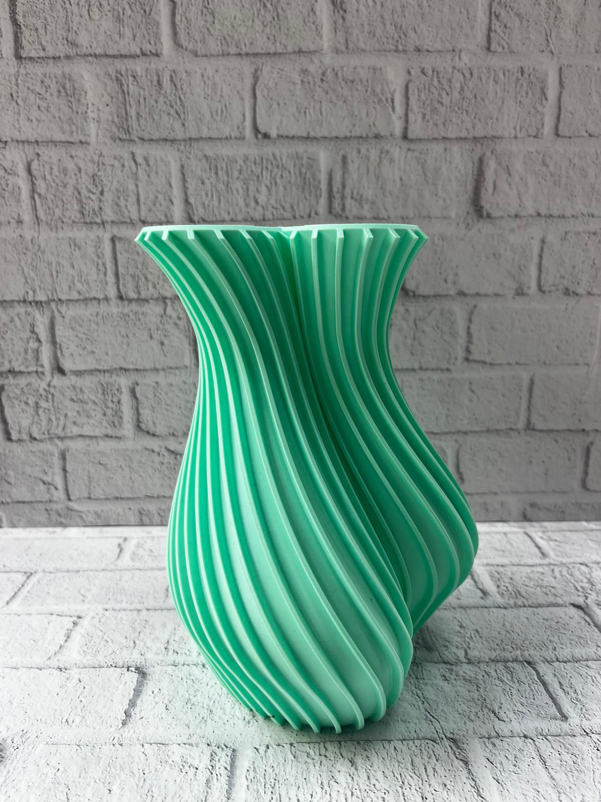 KALPLİ VAZO TURKUAZ - Lisinya KALPLİ VAZO TURKUAZ - Lisinya