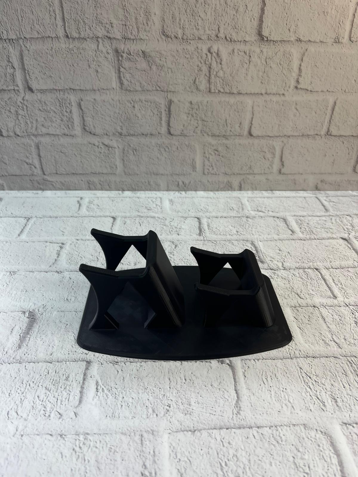 Dekoratif Siyah İkili Gamepad Standı 7x18 cm - Lisinya Dekoratif Siyah İkili Gamepad Standı 7x18 cm - Lisinya