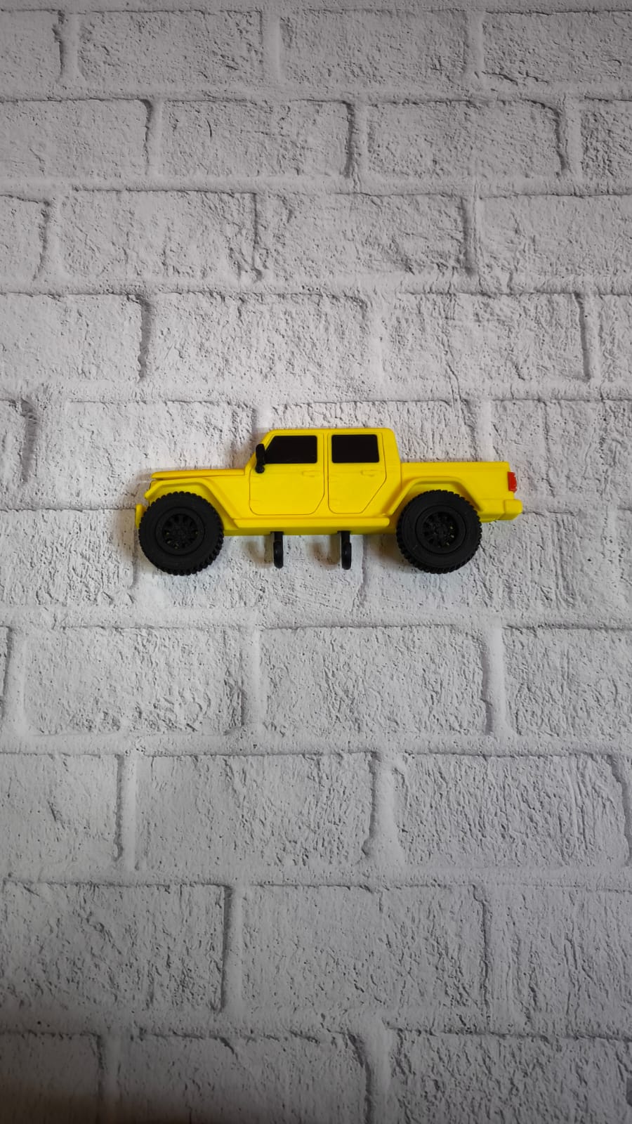 ANAHTARLIK ARABA - Lisinya