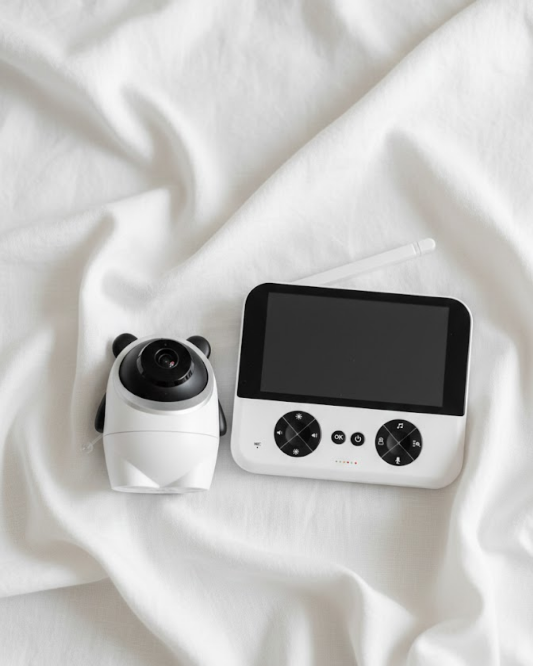 Geniş Ekranlı Bebek Monitörü Ağlama Algılama Özellikli - Lisinya