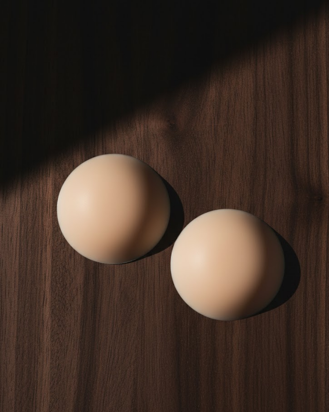 Yapışkanlı Silikon Göğüs Ucu Pedi Seamless Doğal Görünüm - Lisinya Yapışkanlı Silikon Göğüs Ucu Pedi Seamless Doğal Görünüm - Lisinya