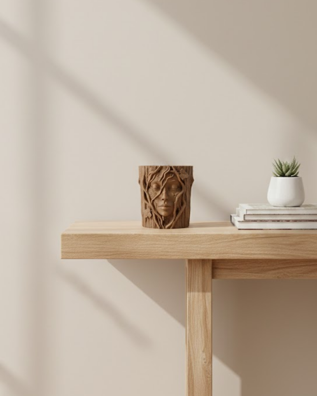 3D Doğal Ahşap Görünümlü Yüz Detaylı Dekoratif Vazo Sanat Tasarım - Lisinya 3D Doğal Ahşap Görünümlü Yüz Detaylı Dekoratif Vazo Sanat Tasarım - Lisinya