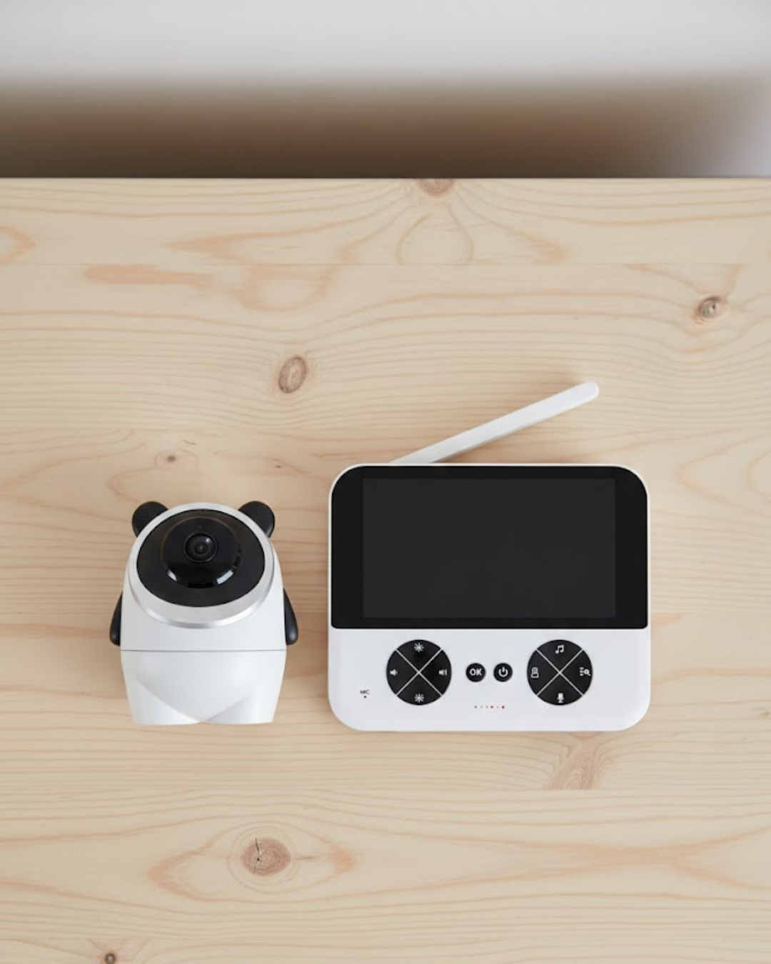 Uzaktan Kontrollü HD Bebek Kamerası Zoom ve Sıcaklık Sensörlü - Lisinya