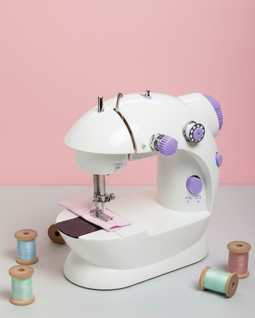 Elektrikli Mini Dikiş Makinesi Pratik Ev Yardımcısı - Lisinya Elektrikli Mini Dikiş Makinesi Pratik Ev Yardımcısı - Lisinya