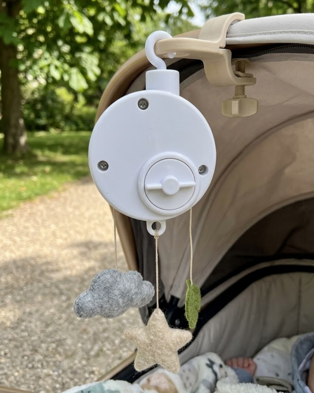 Müzikli Bebek Uyutucu Çekmeli Mekanik Müzik Kutusu Asılabilir Tasarım - Lisinya