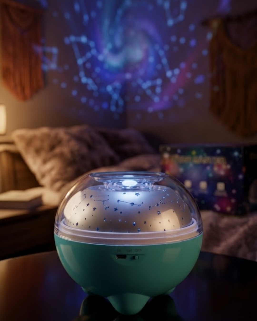 Uzaktan Kumandalı Döner Yıldız Projeksiyon Lambası Bluetooth Hoparlör ve Renk Değiştirme Özelliği - Lisinya