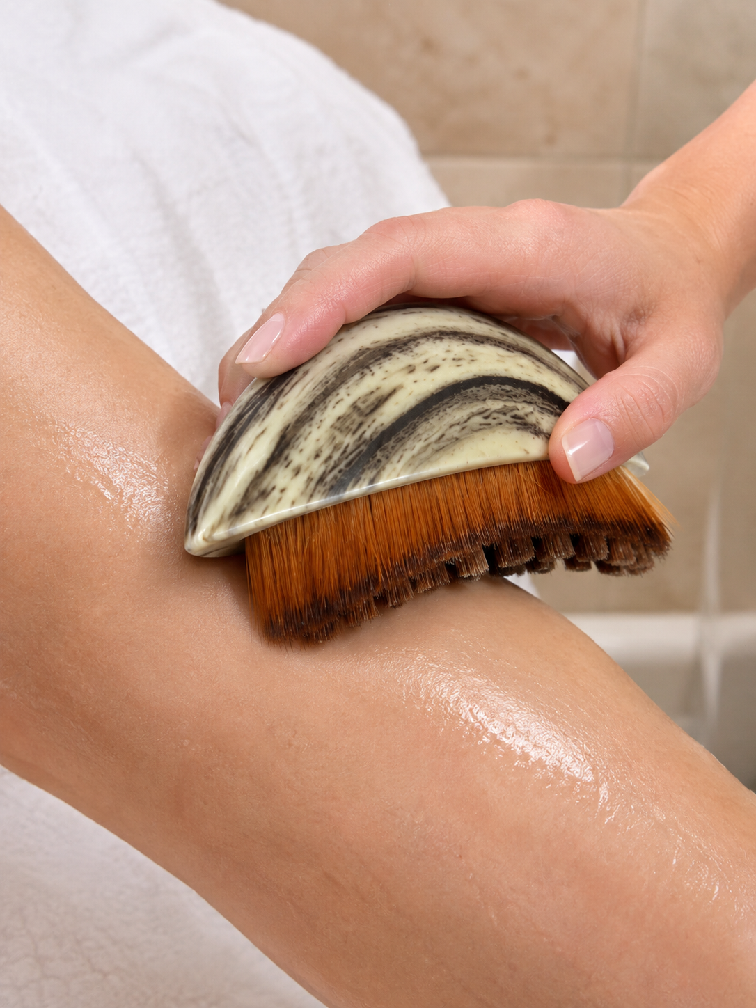 Yumuşak Kıllı Masaj Fırçası Vücut Temizleme Banyo Fırçası Ergonomik Tasarım - Lisinya Yumuşak Kıllı Masaj Fırçası Vücut Temizleme Banyo Fırçası Ergonomik Tasarım - Lisinya